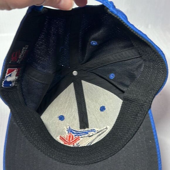 Team MLB Canada Toronto Blue Jays Cap Adjustable hook and loop Youth - Picture 6 of 9